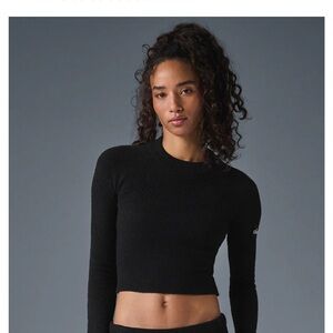 ALO Snuggle Up Sweater- like new!